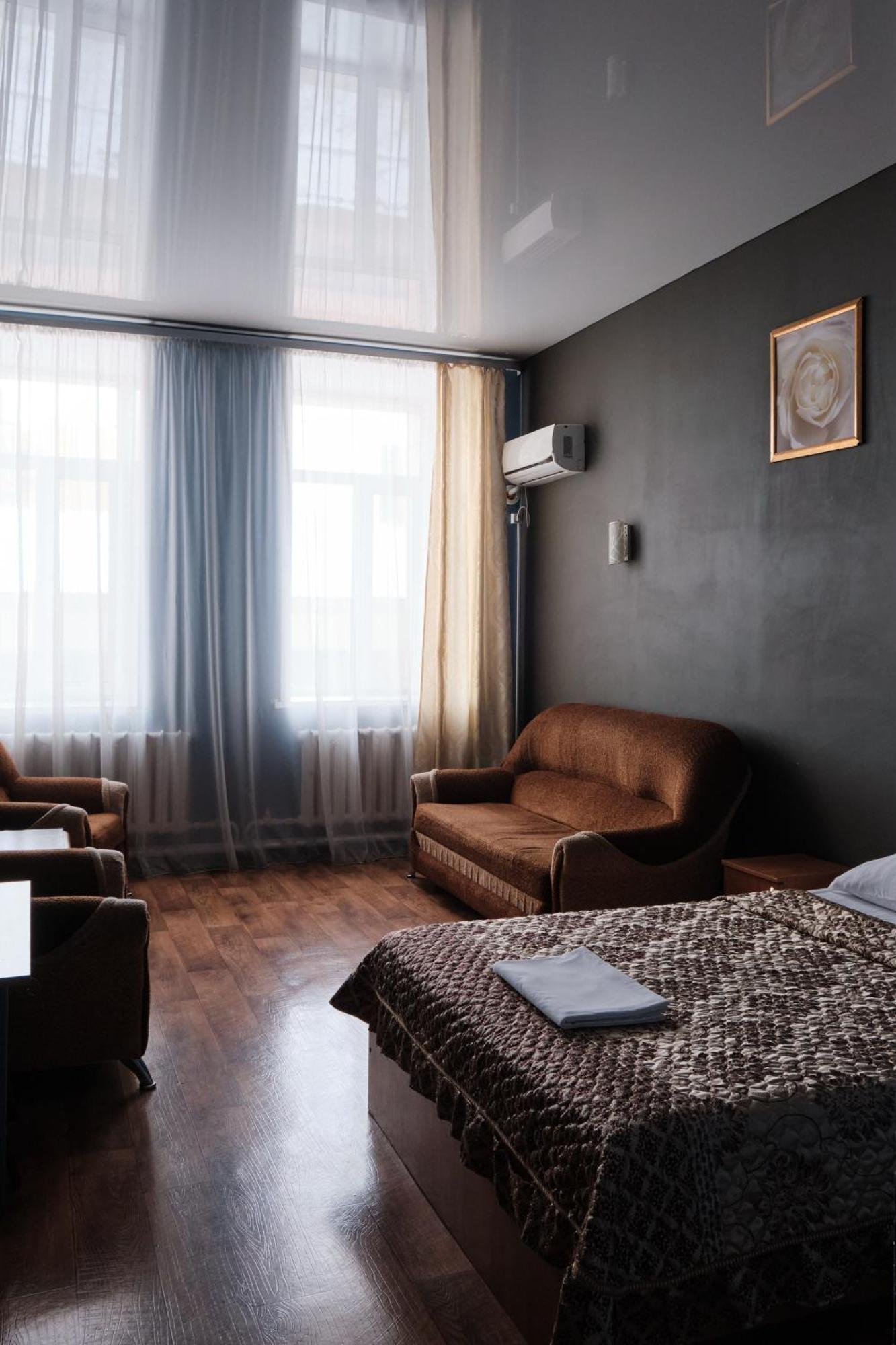 Hotel Europa Σεμέι Εξωτερικό φωτογραφία